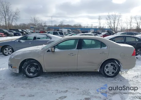 2010 Ford Fusion Se z USA, uszkodzony, nr VIN 3FAHP0HG0AR336352